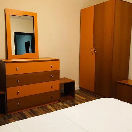 Coral Beach Apartment Mamaia